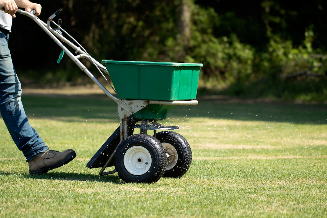 Transform Your Lawn with Advanced Nutrient Lawn Services: The Premier Lawn Fertilization Company in Springboro, Ohio Thumbnail
